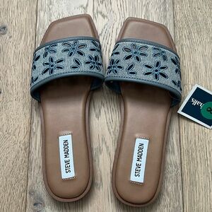 Steve Madden Blue Floral Slide Sandals NWT
